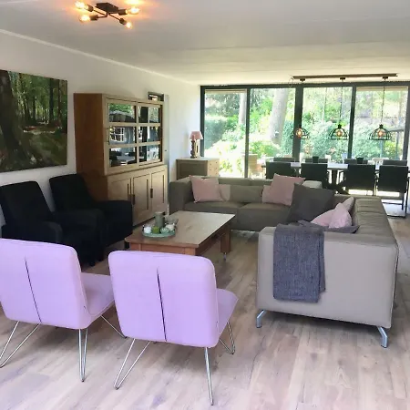 Bosbungalow Ruighenrode *