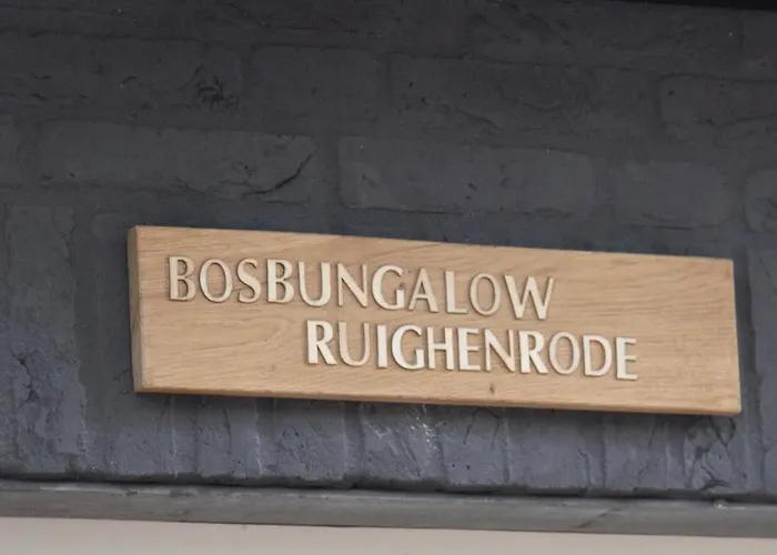 בית נופש Bosbungalow Ruighenrode *